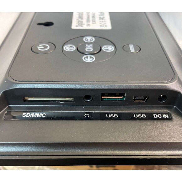 Clock Calendar Easy Read Screen 7” LCD Alarm Time Day Date - Picture 5 of 6